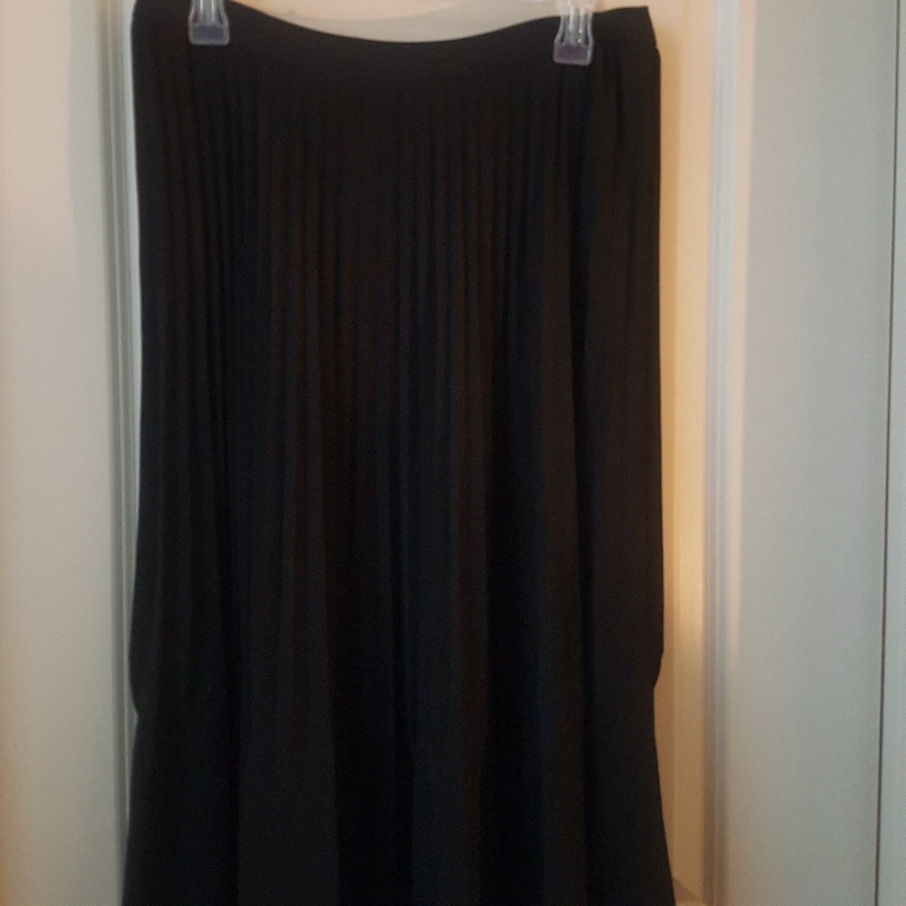 Black Skirt